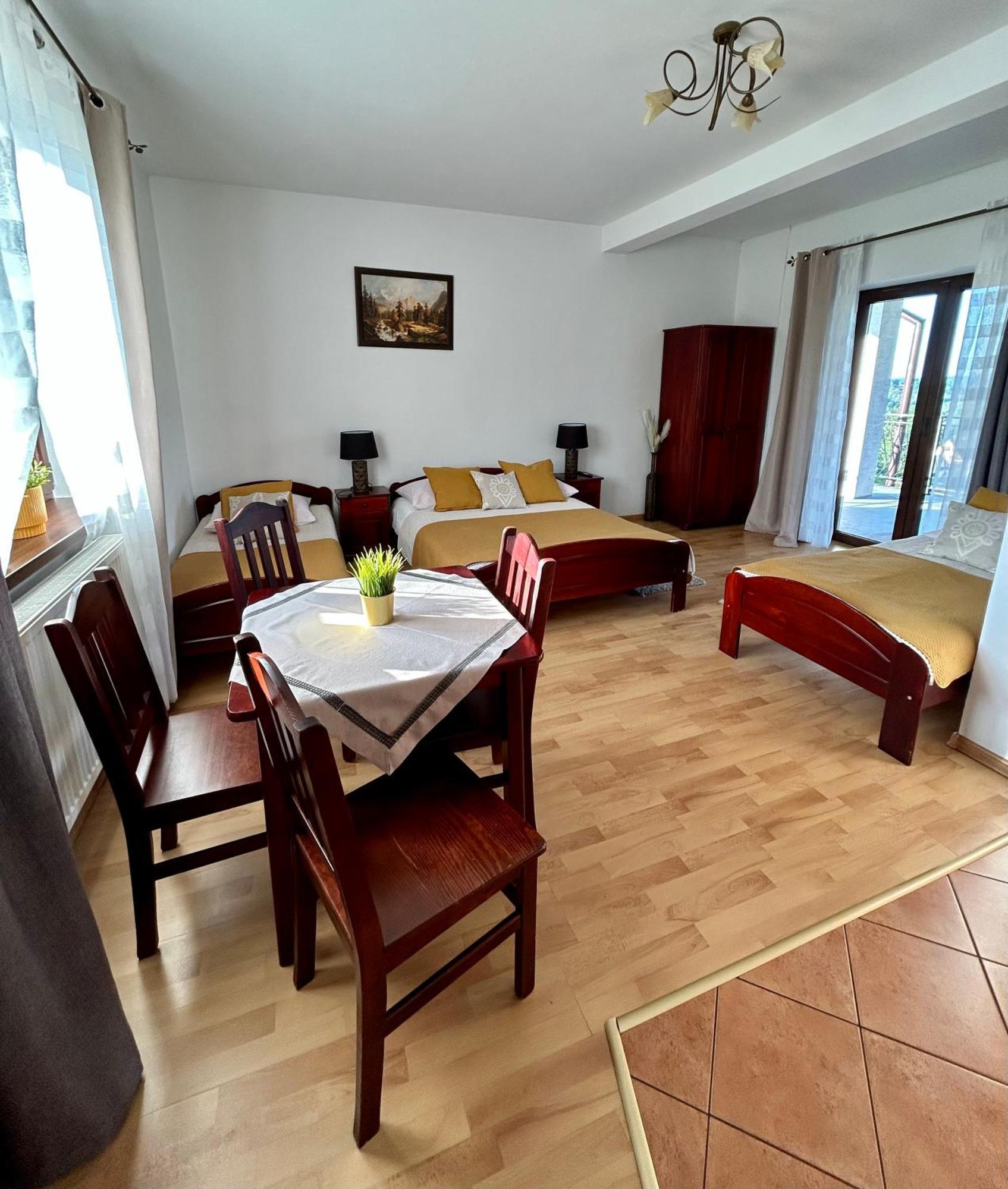 Pokoje Goscinne U Wioli Zakopane Luaran gambar